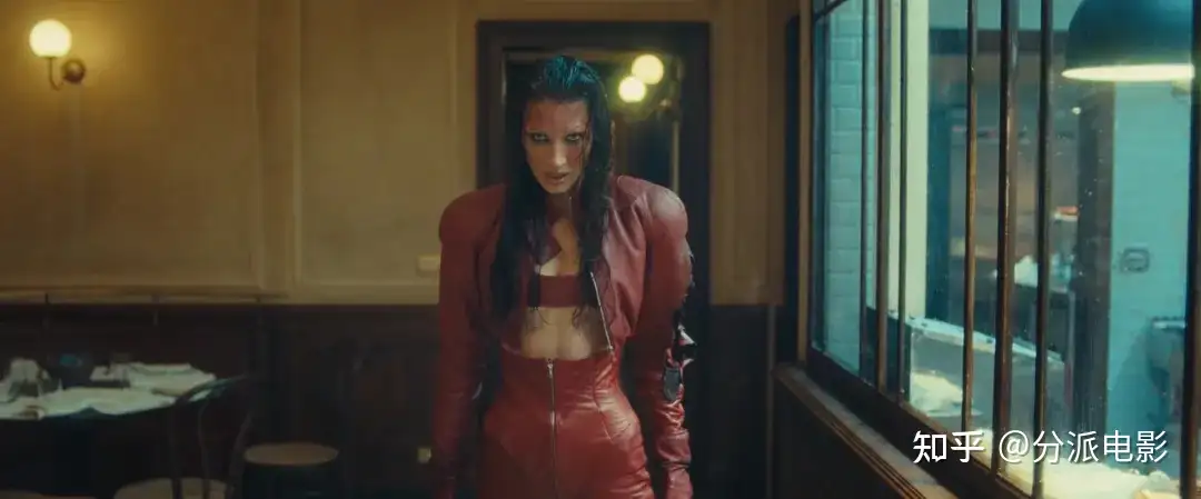 《美丽毒素》炸给你看！大尺度科幻猎奇新剧