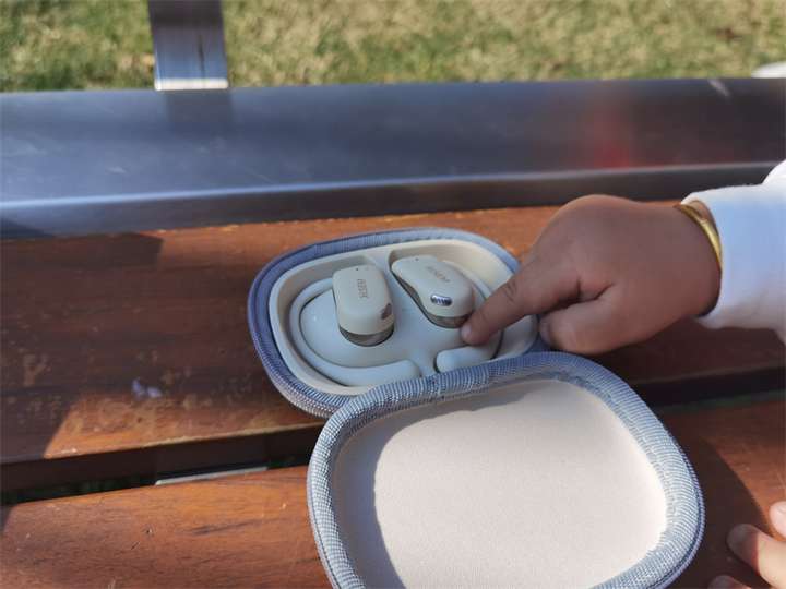 西圣Olite:舒适、动听、健康、安全，百元耳机带来难以置信新的体验