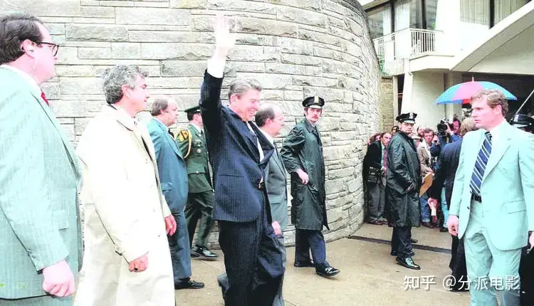 《斯科塞斯先生》拍尽人性黑暗，却从未停止热爱