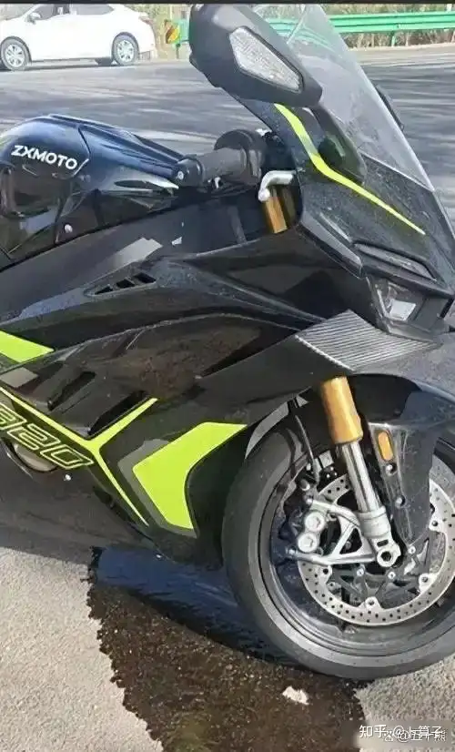 张雪召回已交付 286 台的 820RR 机车，系泄压阀 O 型密封圈装反，如何看待此事及其处置方案？