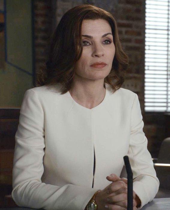 《傲骨贤妻》女主角alicia的穿着打扮是什么风格,有何特点,是如何体现