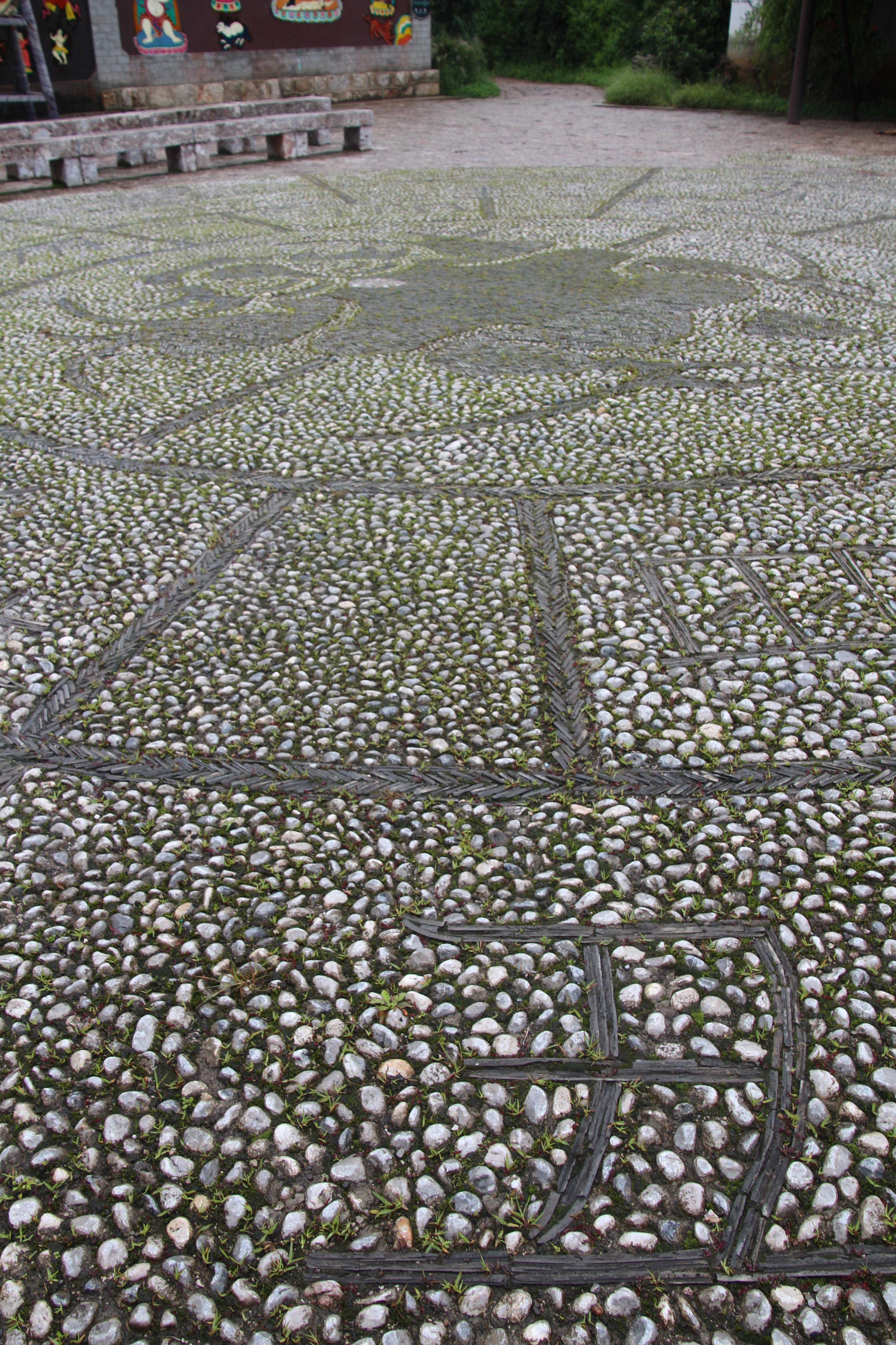 古代园林里鹅卵石路有哪些图案寓意