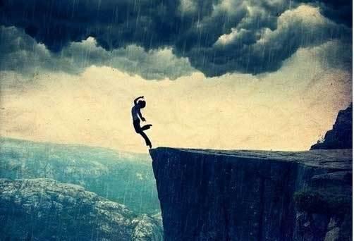 波罗的海干散货指数因何跌入谷底