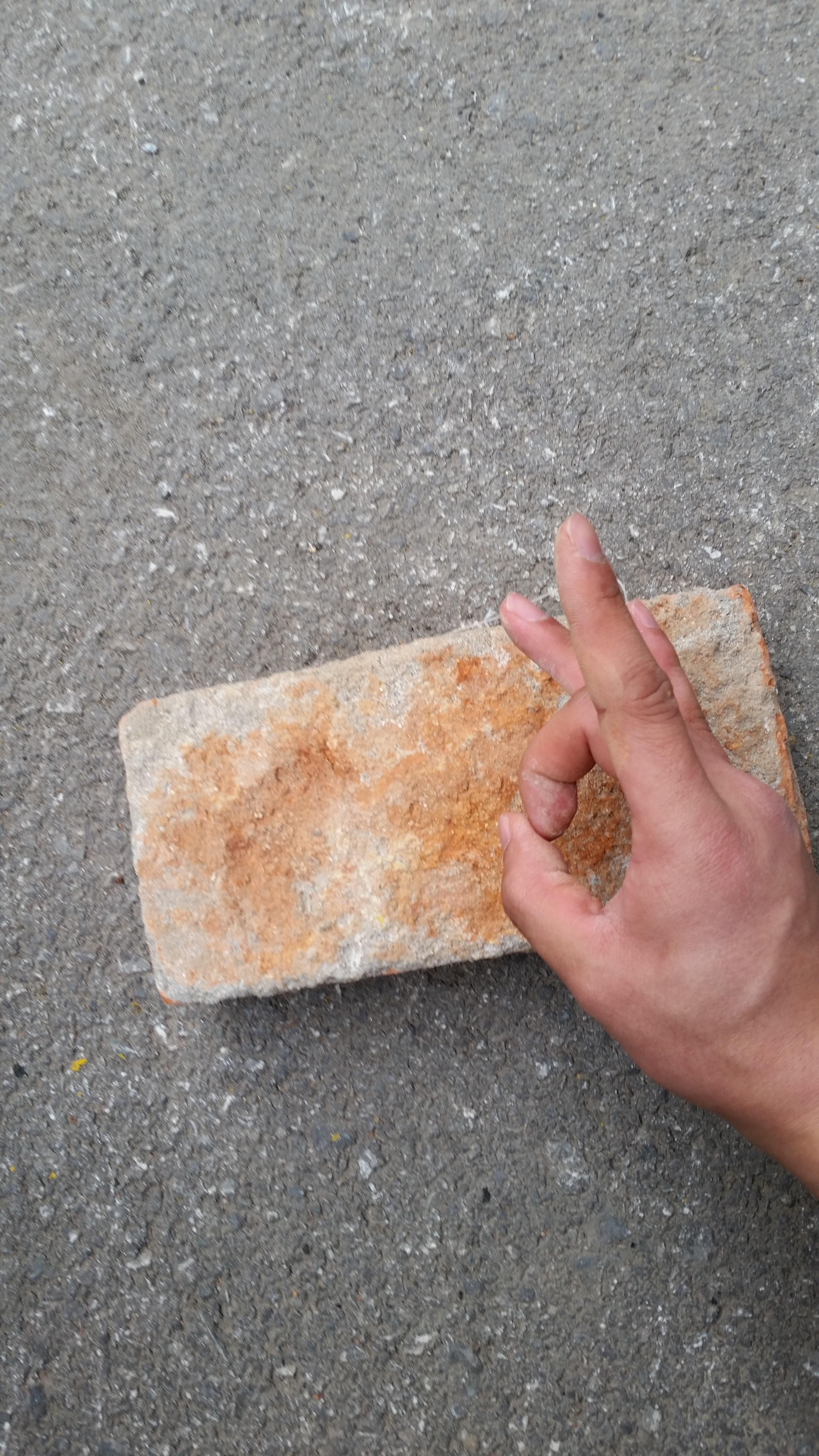 如何优雅地徒手劈砖头? - 知乎