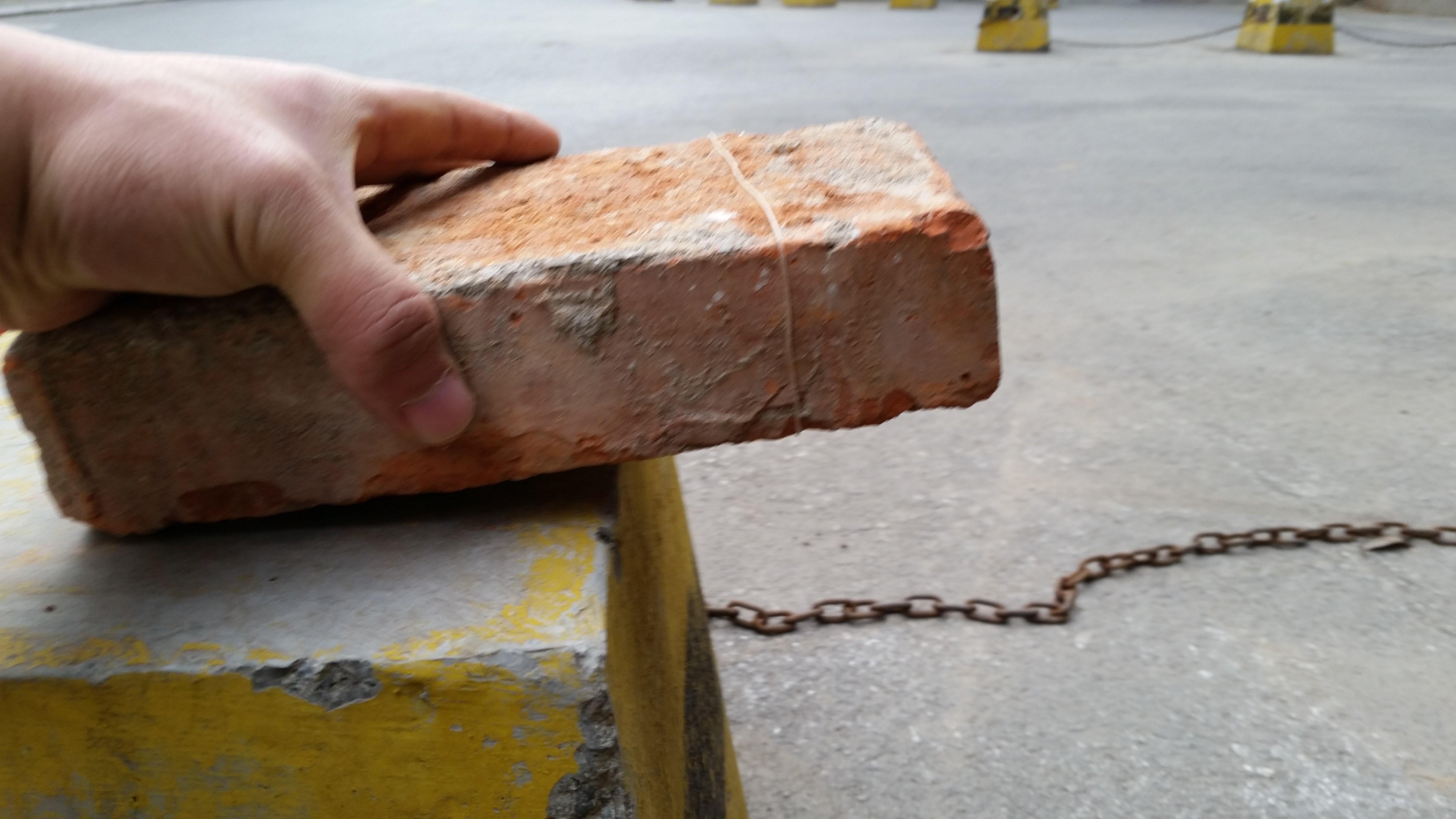 如何优雅地徒手劈砖头? - 知乎