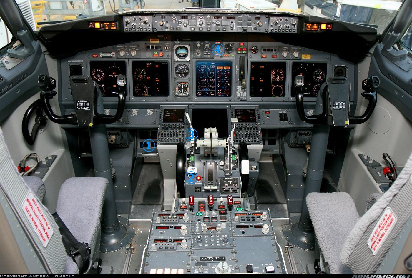 波音737全系列的手动刹车在驾驶舱的哪个位置如何使用