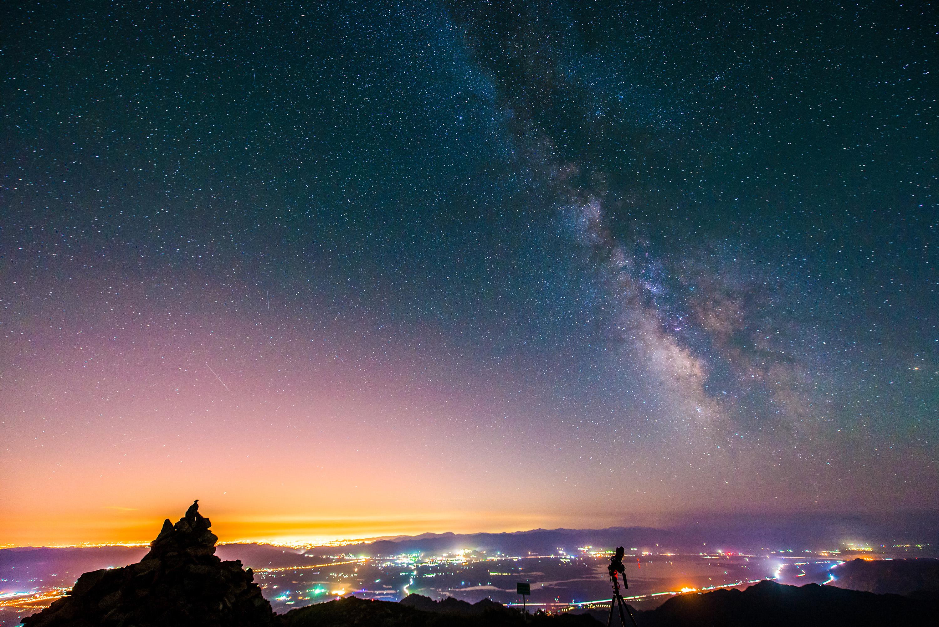 如何拍摄夜晚的星空