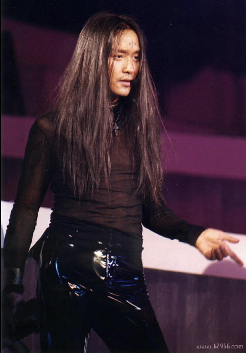 如何评价古巨基在我是歌手中致敬哥哥所演唱的《monica》? - 知乎