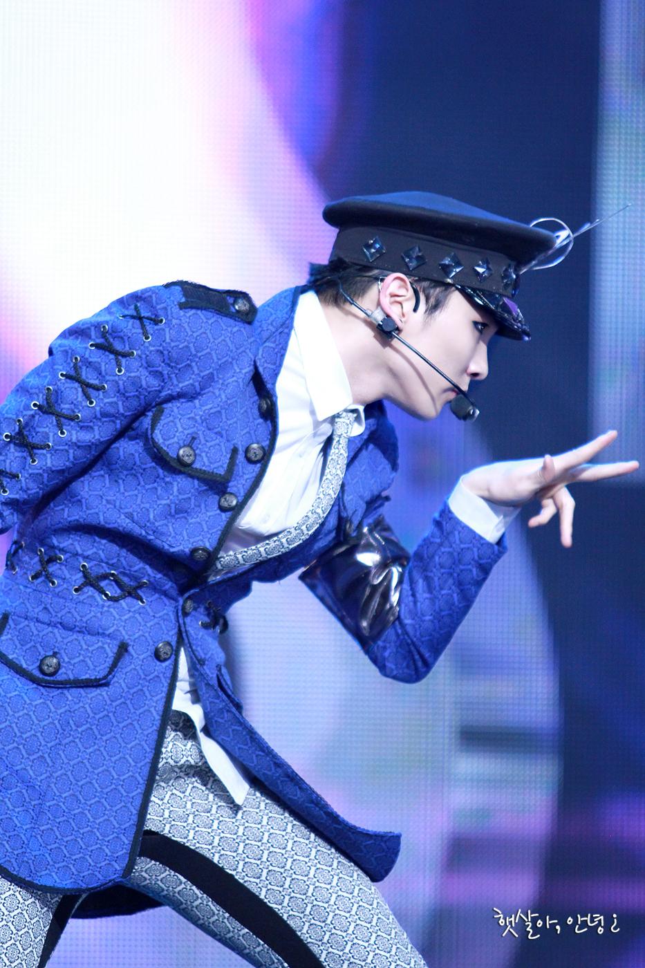 kpop史上最好看打歌服