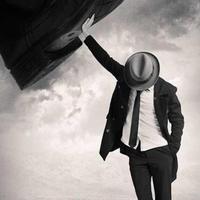 伊利奥斯de深井冰 - 知乎