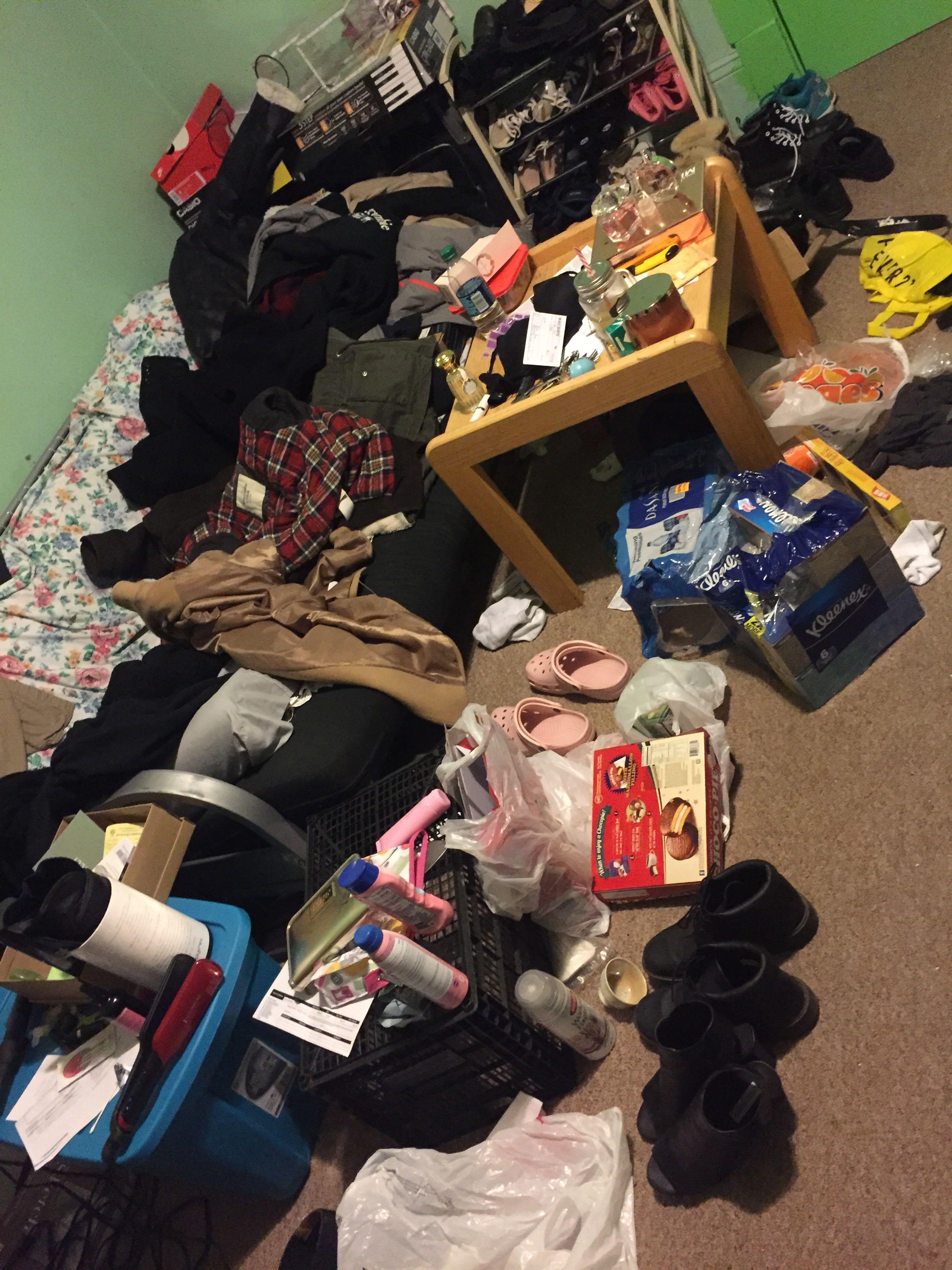 对女生房间很乱这一现象你怎么看