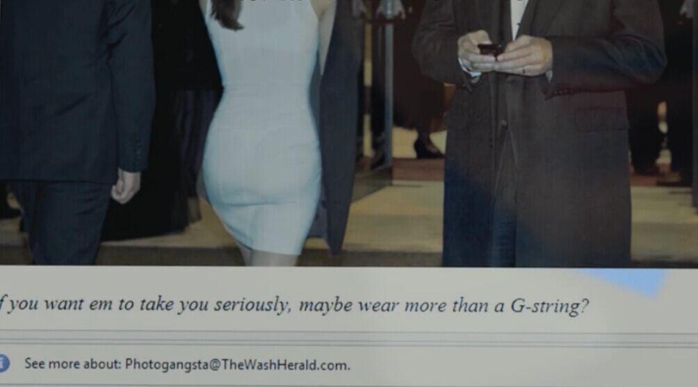 纸牌屋第一季第一集中zoe和弗兰克的接触是怎么发生的