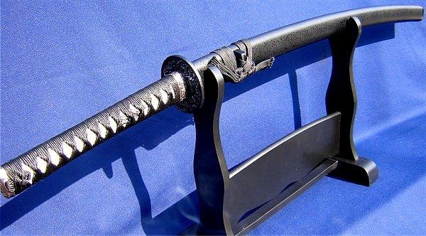 东洋刀中刀柄弯曲有什么特别的意义吗
