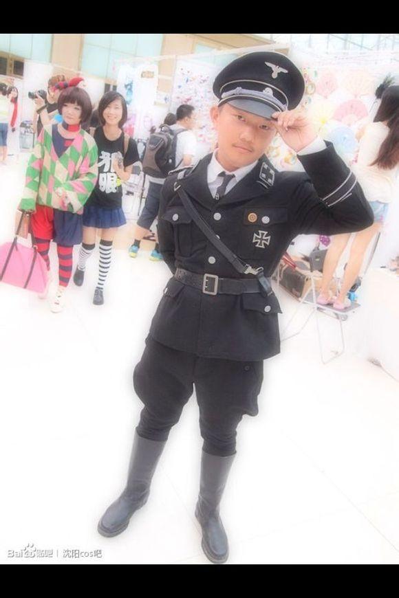 为什么纳粹德国的军服那么帅?