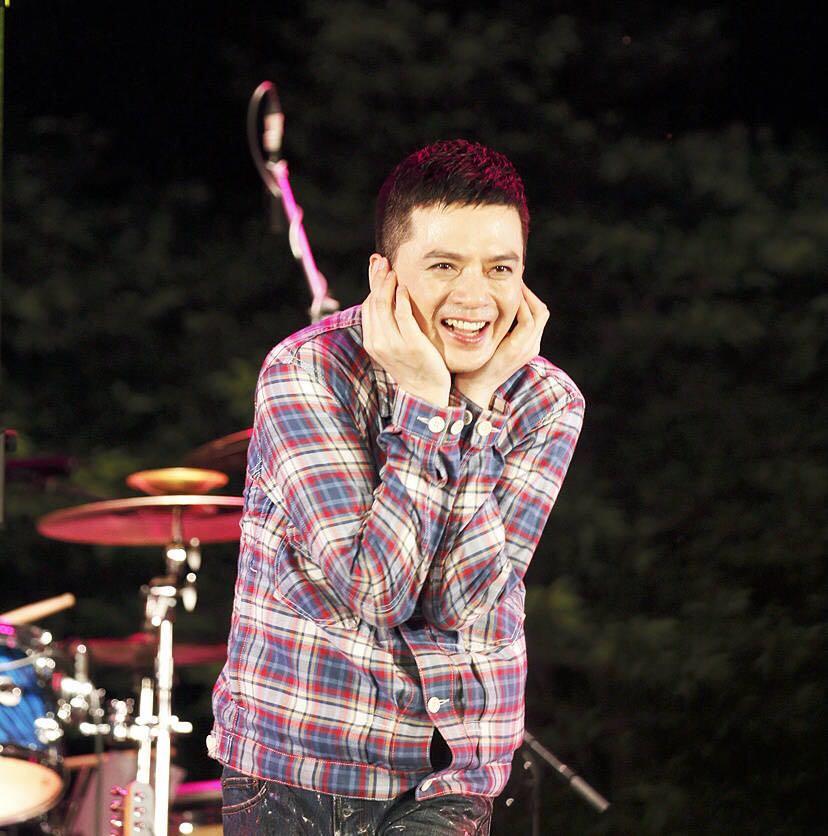 关于黄耀明,有哪些有趣的故事?