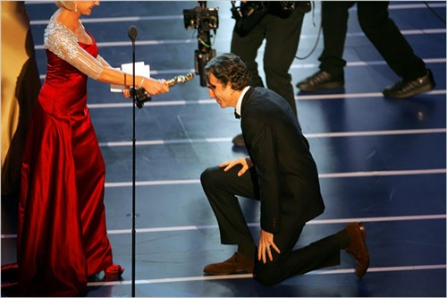 为什么要接受英女王册封