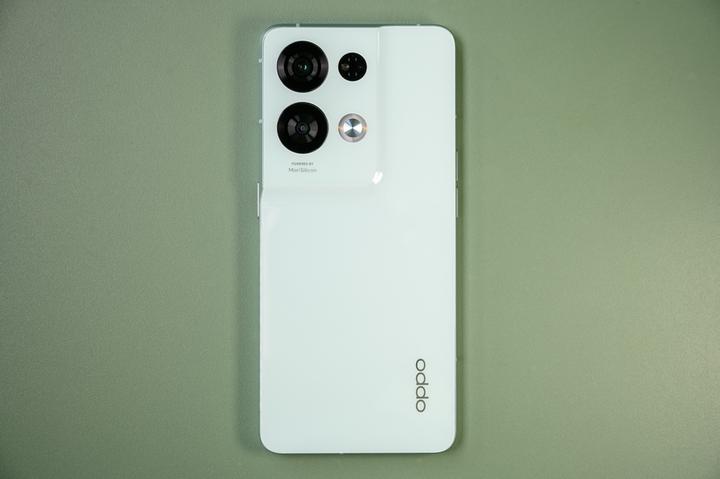 OPPO Reno8 Pro+评测：半年一迭代 双芯叠加有什么惊喜 - 知乎