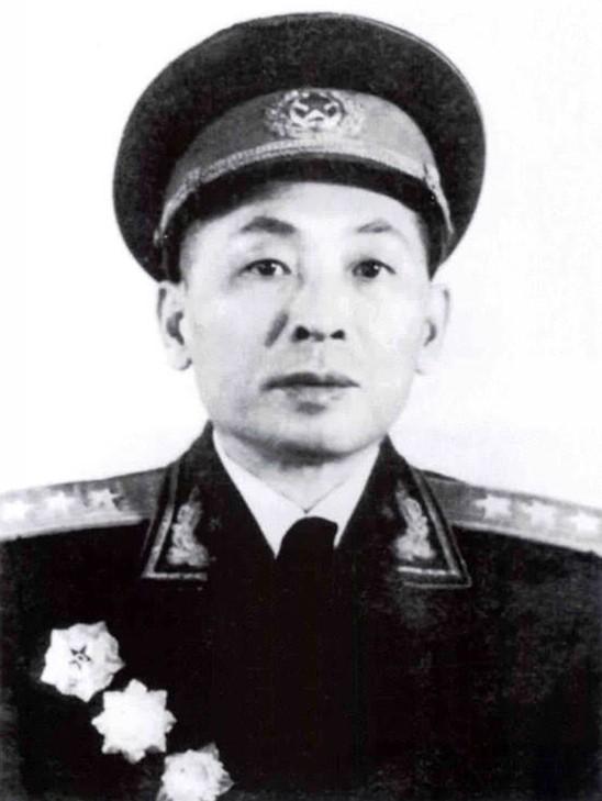 1975年，叶飞到浙江调研，握住一名女干部的手说：你救过我的命 - 知乎