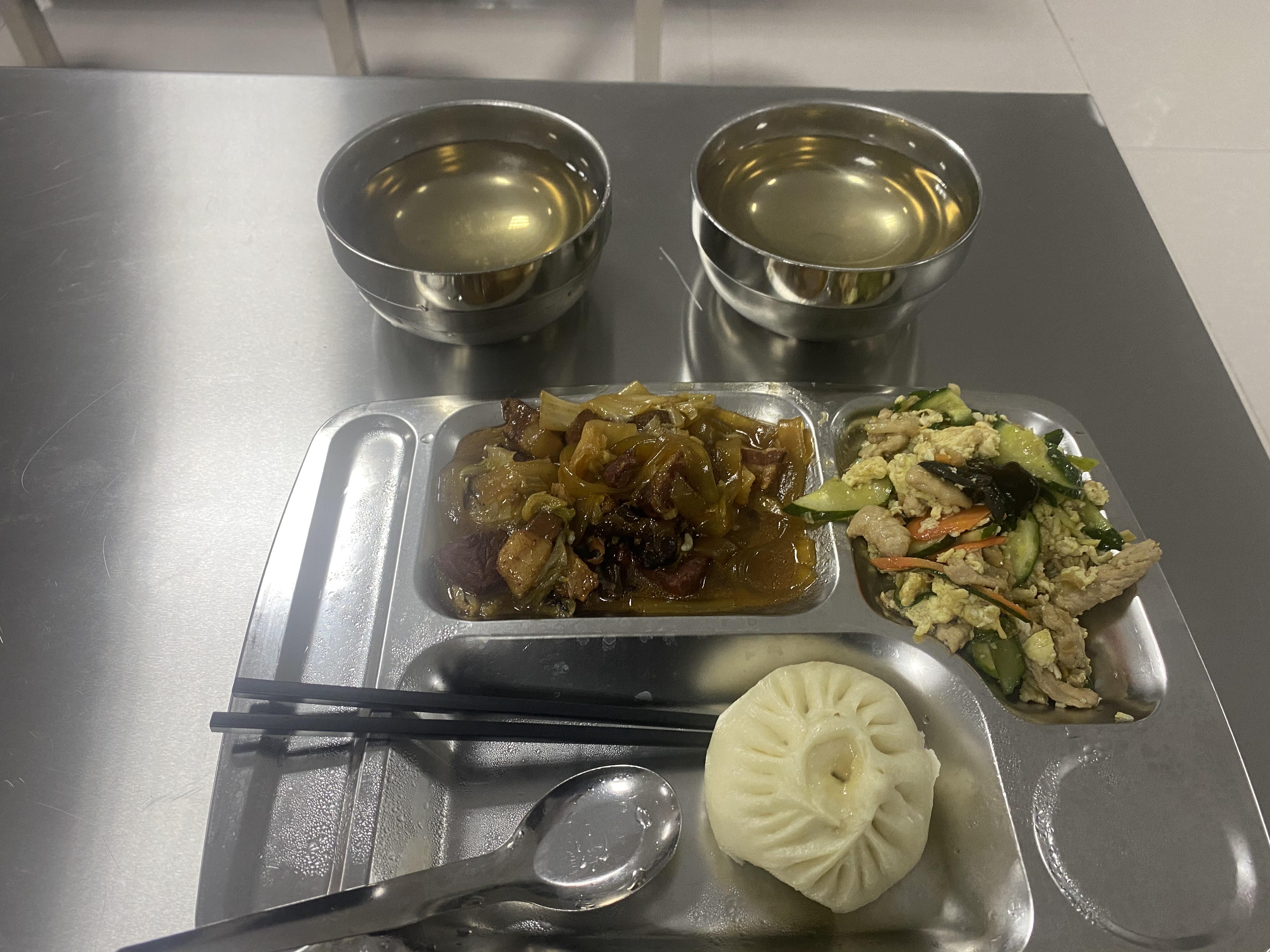 本科毕业,去衡水志臻安平校区中学当老师,想问问这个学校怎么样?