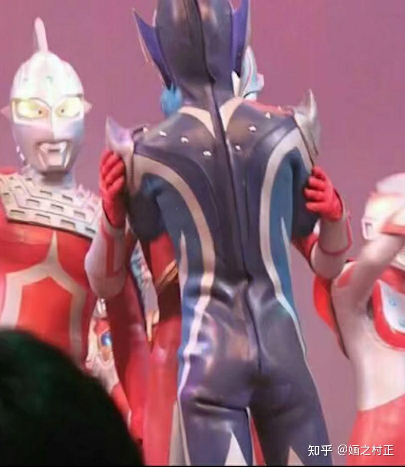 托腮奥特曼那个表情包是哪个奥特曼