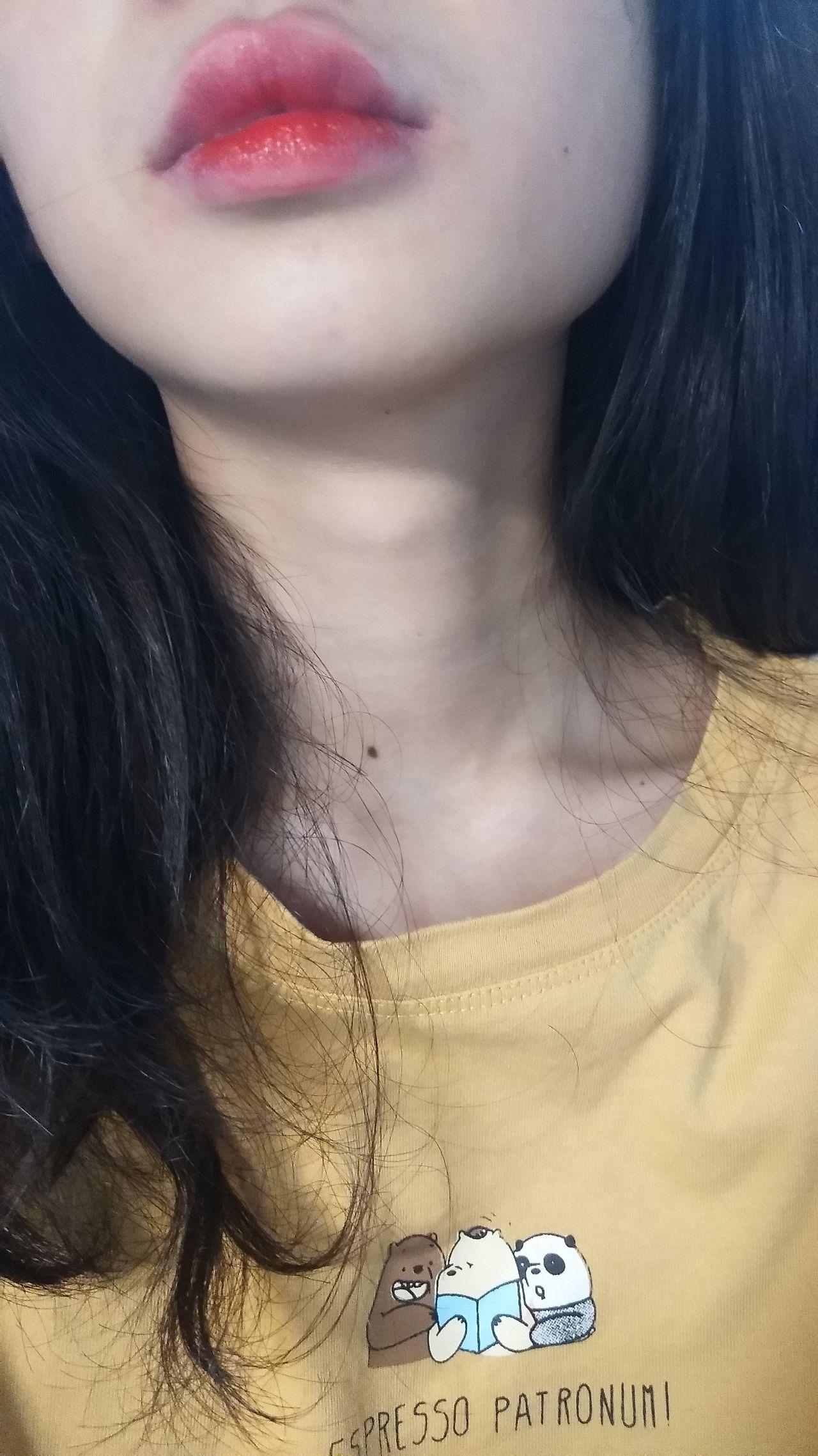 女生长喉结怎么办?是因为太瘦了还是激素分泌不正常? - 知乎