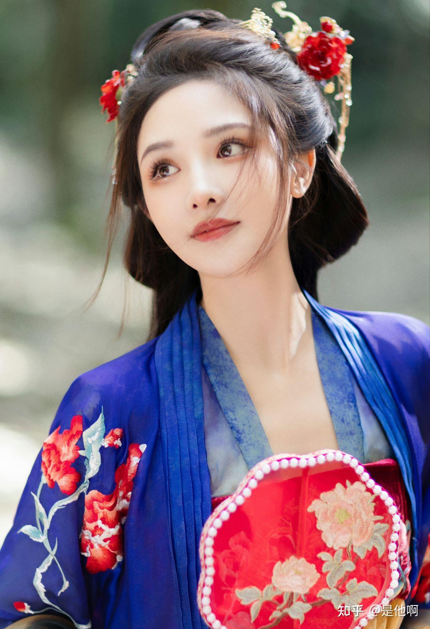 如何评价演员彭小苒? - 知乎