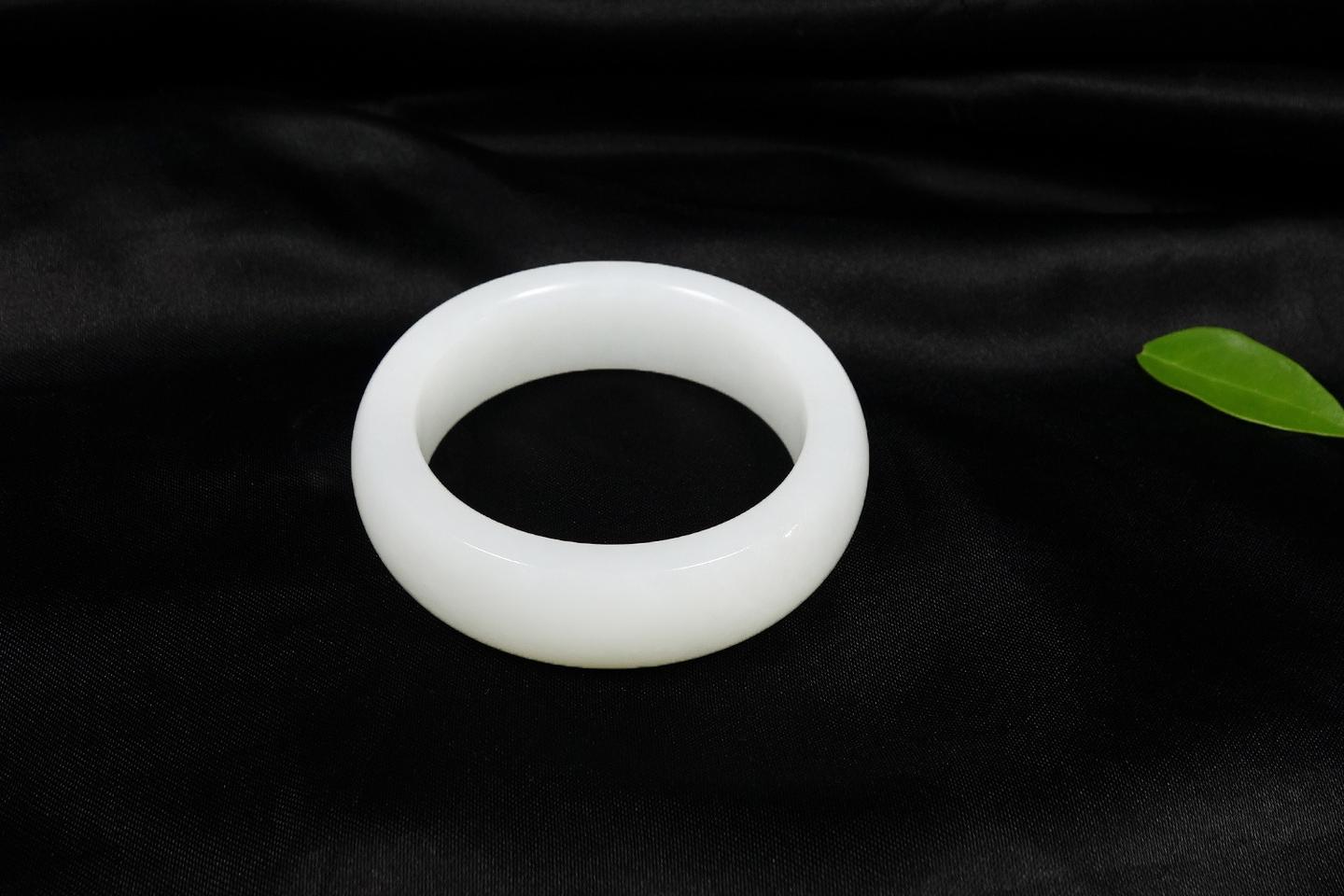 和田白玉 清時代 髮饰 天然石 白玉 和田白玉 清時代 髮饰 天然石 白玉 【公式通販】