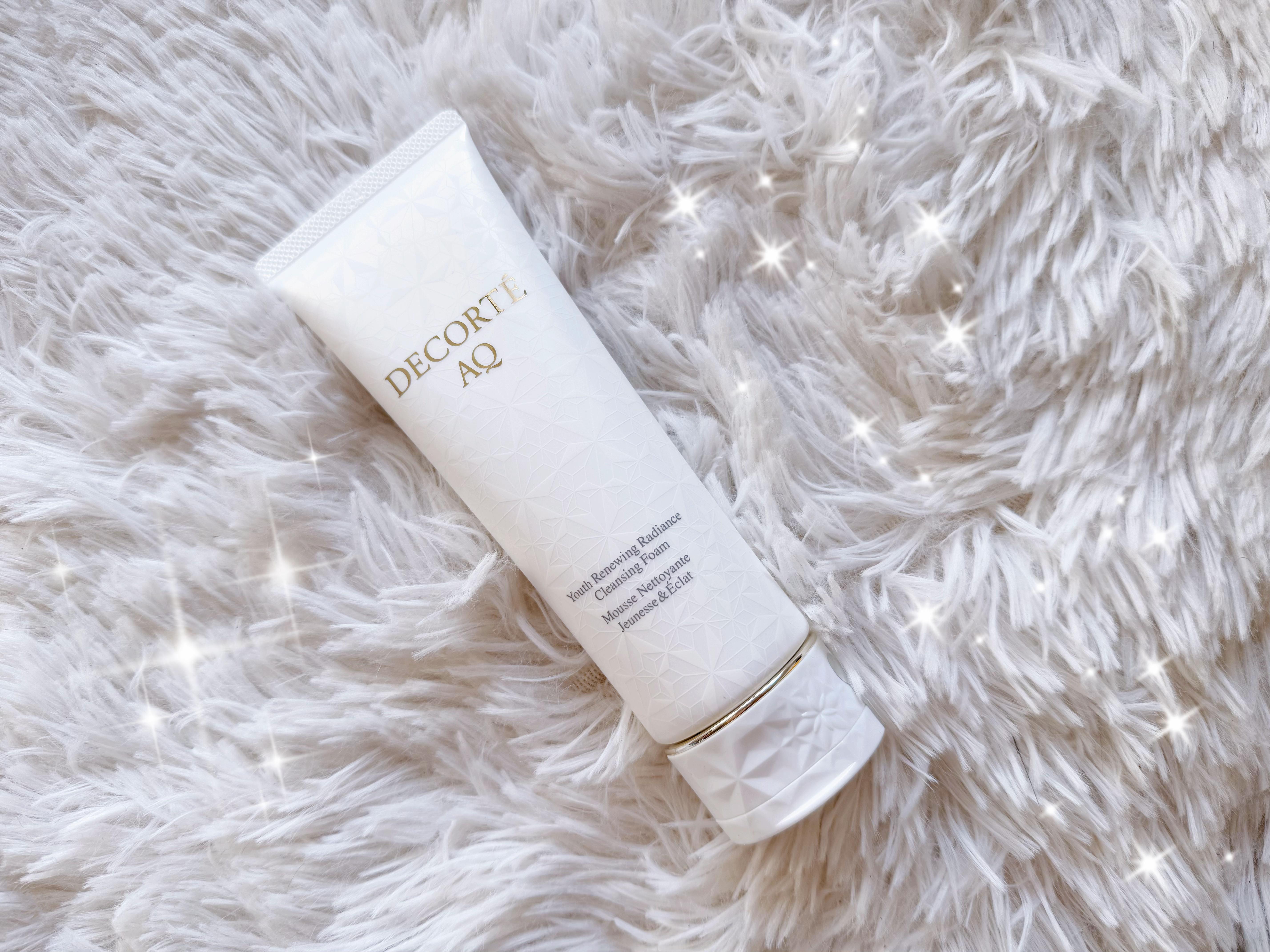 黛珂 aq 舒活凝光洗颜霜的使用感受和清洁力如何?