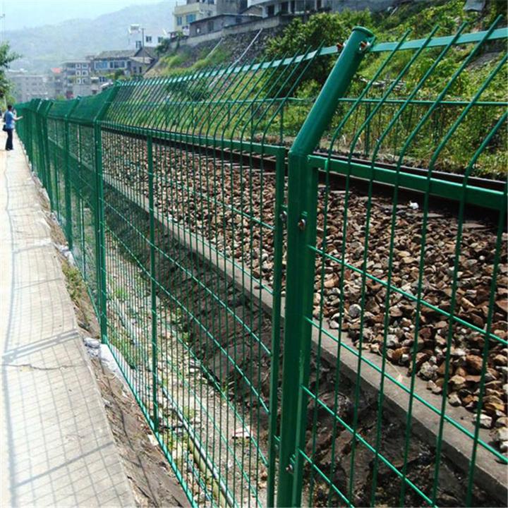 铁路围挡-高铁钢丝围栏 - 知乎