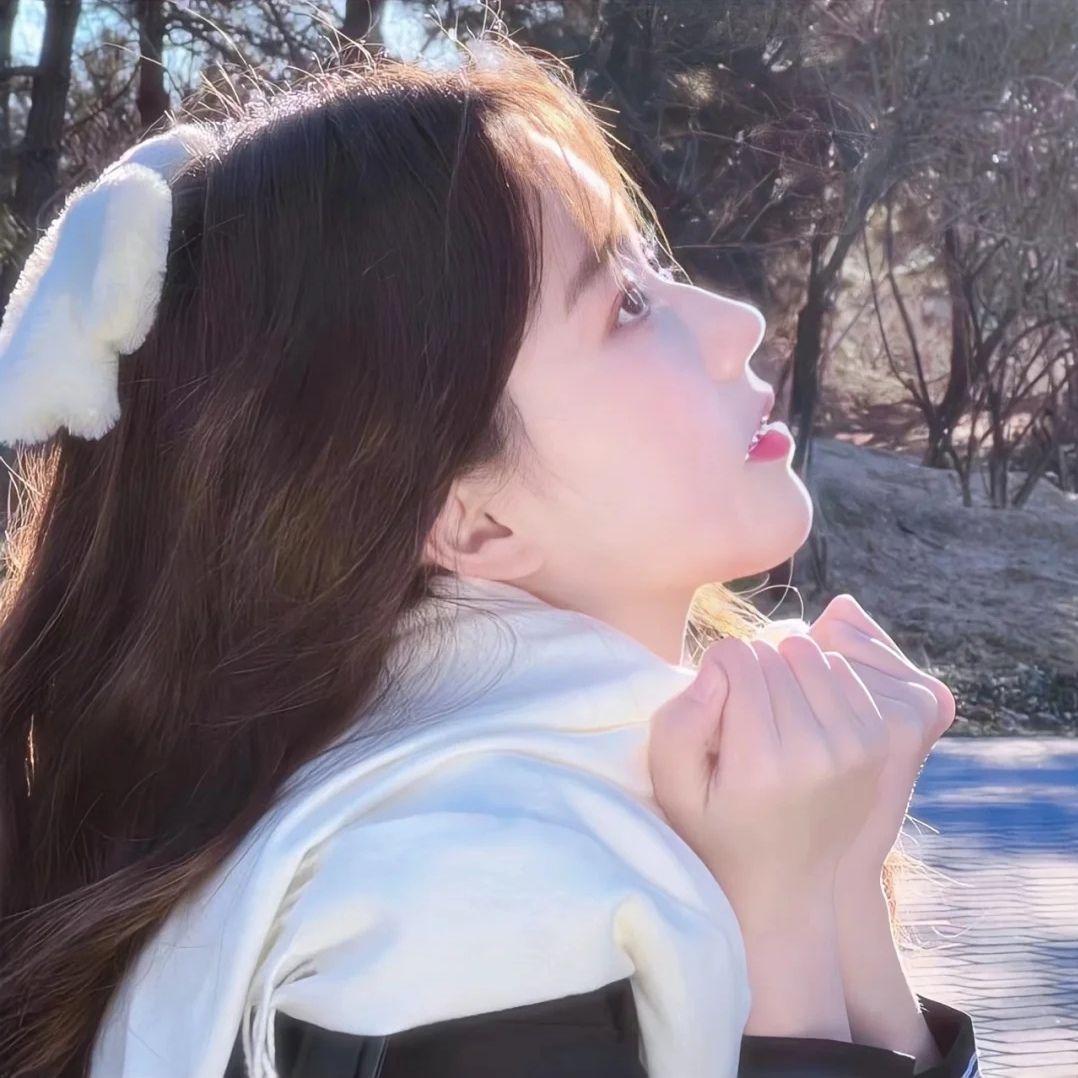 有没有什么好看的微信女生头像? - 知乎