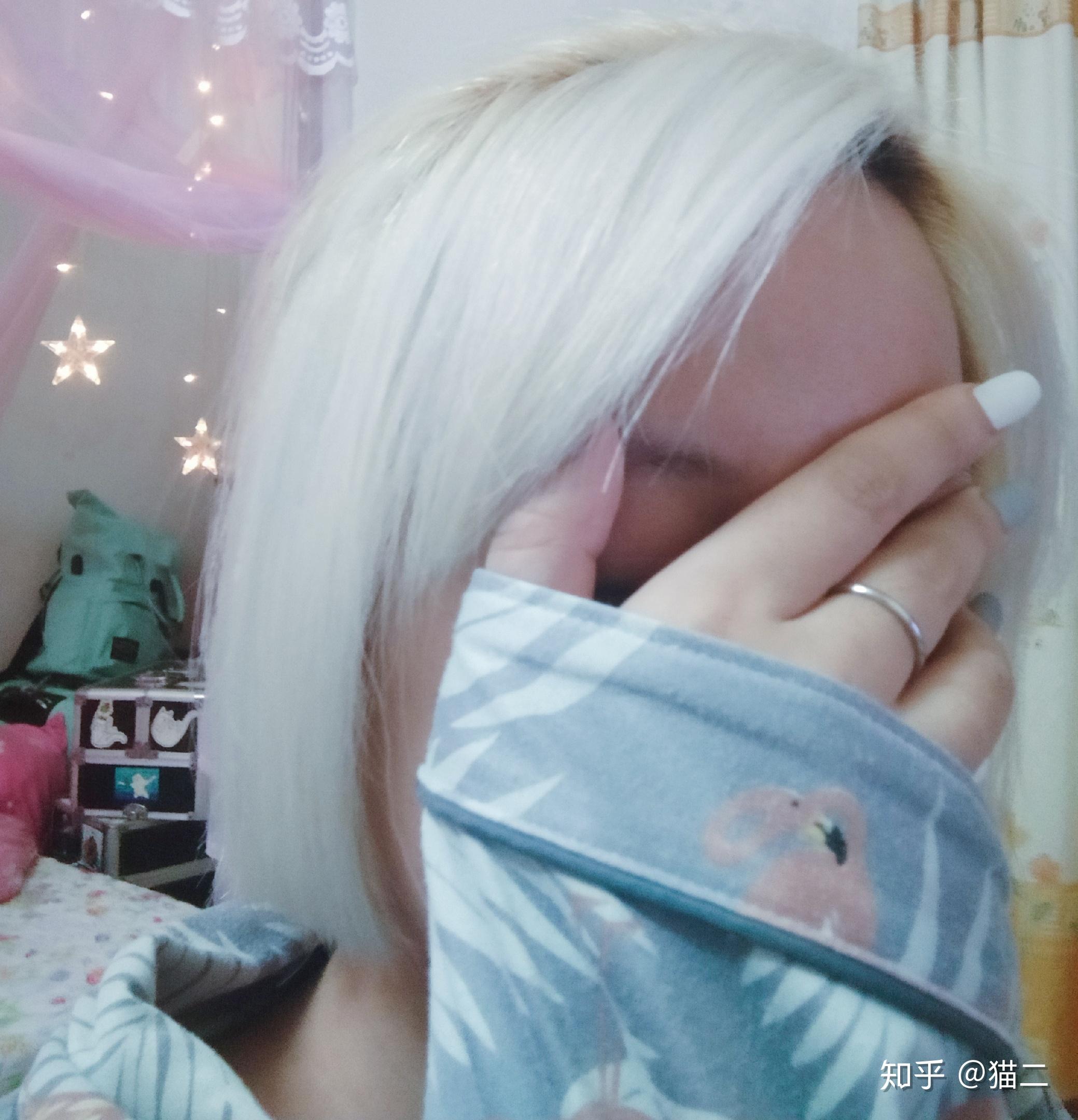 怎么染出一头帅气的白头发