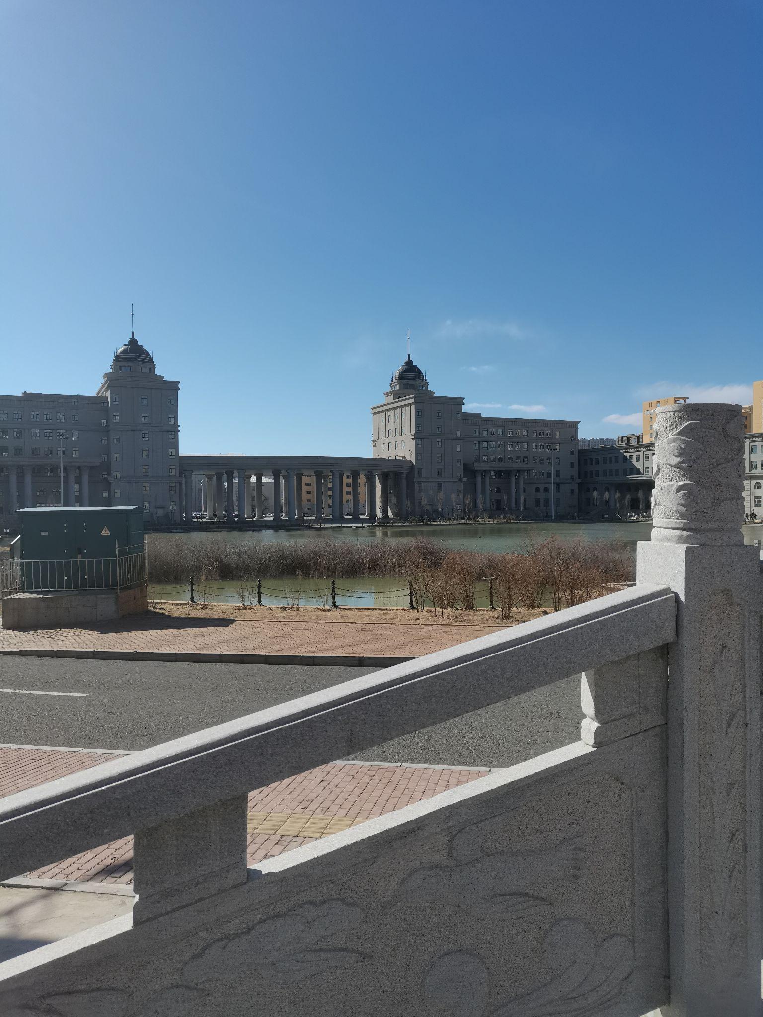 评价一下呼伦贝尔学院怎么样? - 知乎