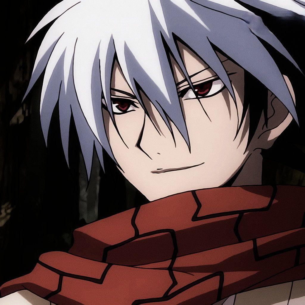 有没有特别像云深的动漫头像一头银发桀骜不驯