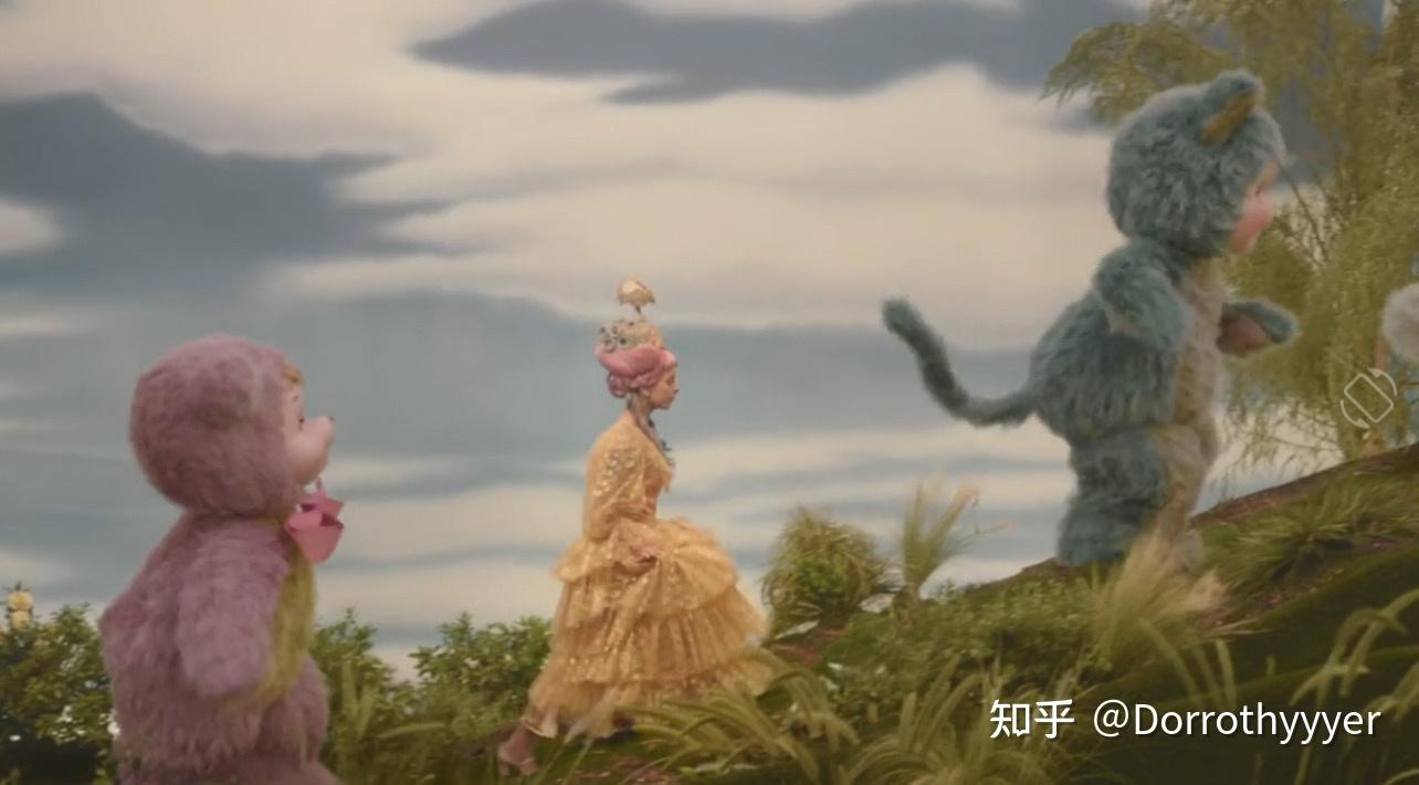 melaniemartinezmadhattermv内容含义是