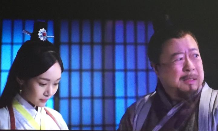 女员工进门就哭,你首先要做的动作是什么? - 知乎