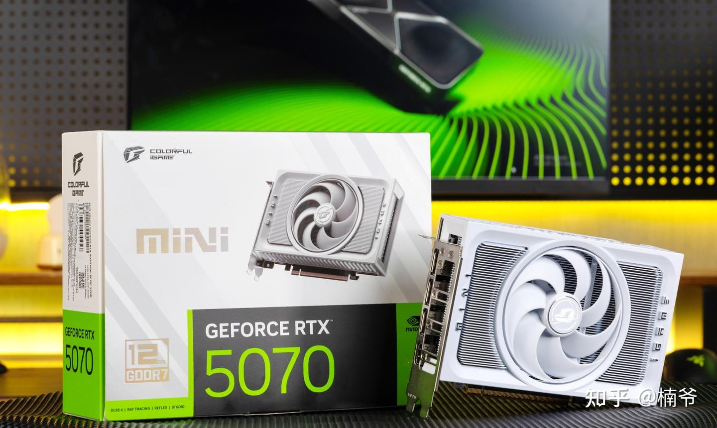 18cm 的 2K 小钢炮: iGame GeForce RTX 5070 Mini W OC 12GB
