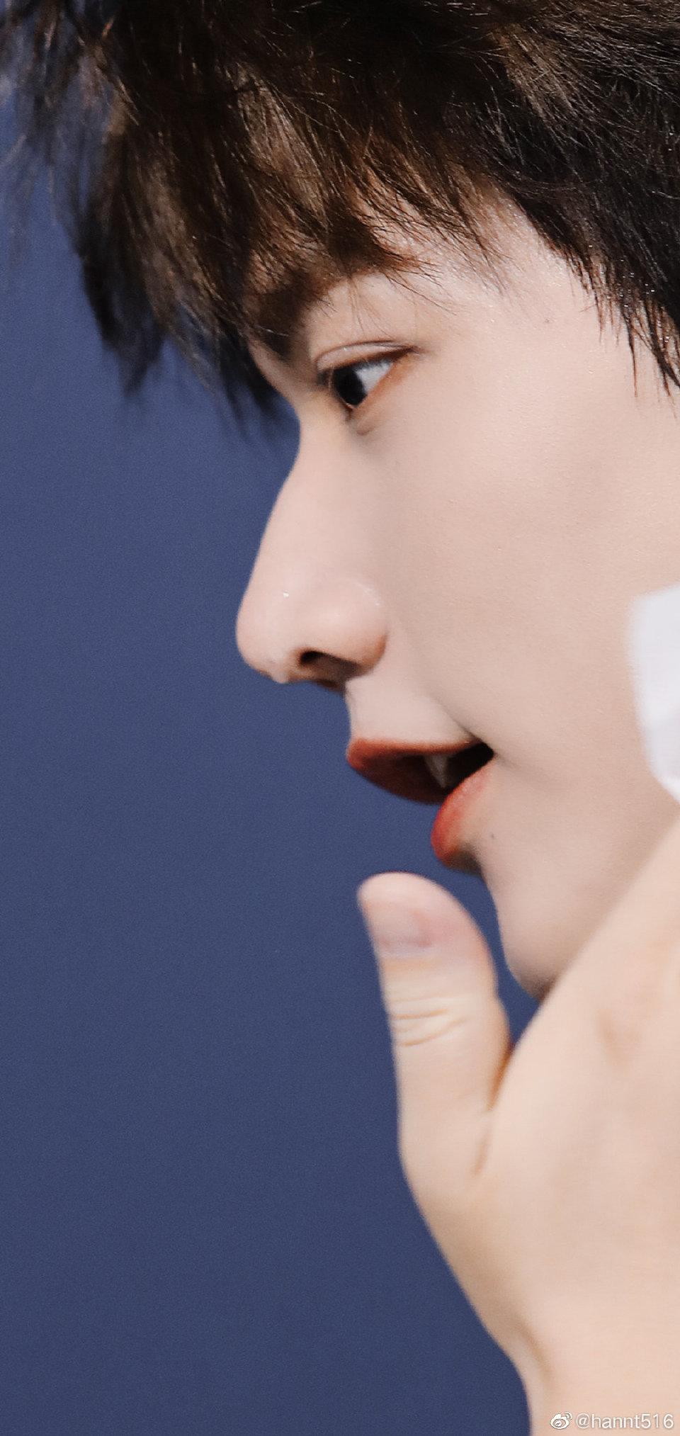 有没有好看的帅哥壁纸推荐? - 知乎