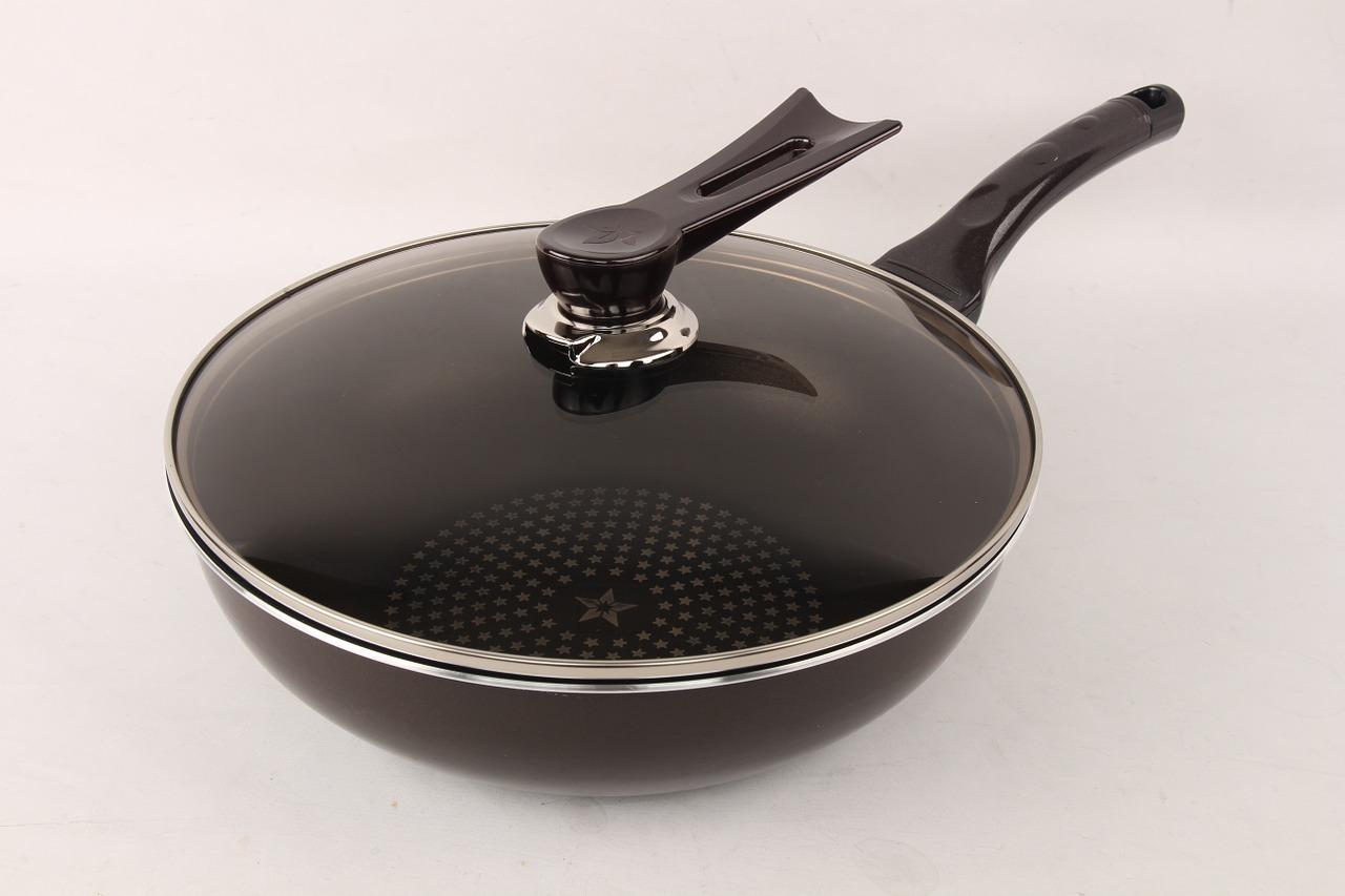 不粘锅第一次用怎么处理方法