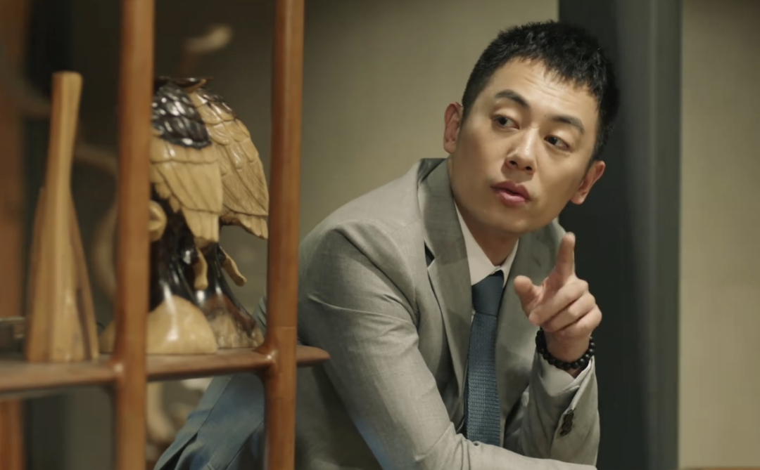 如何评价万茜,朱亚文主演的职场剧《简言的夏冬》? - 知乎