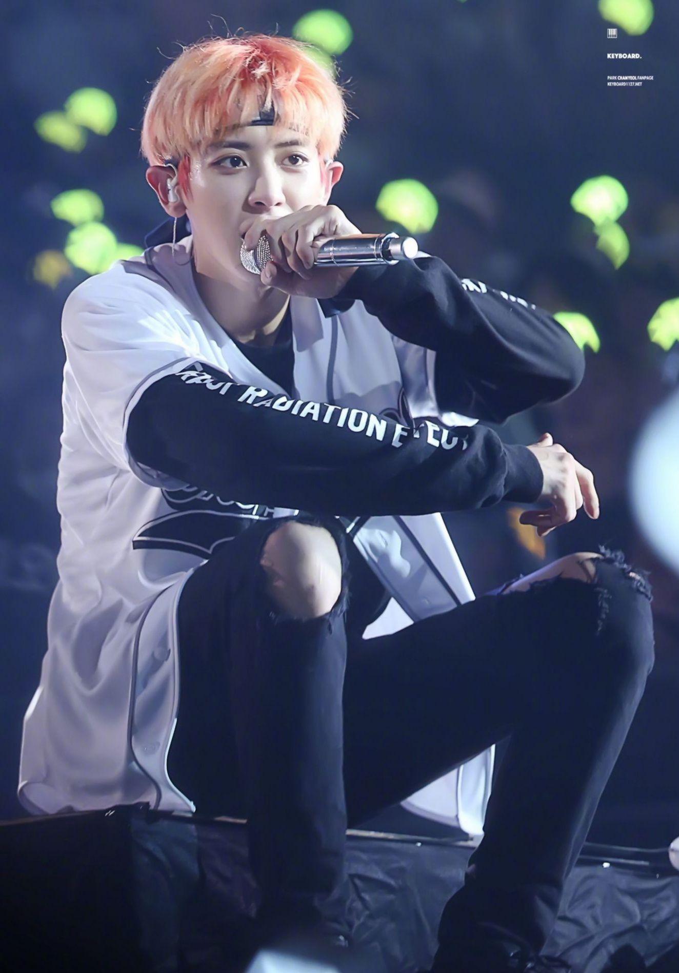 有哪些朴灿烈超级好看的舞台照吗