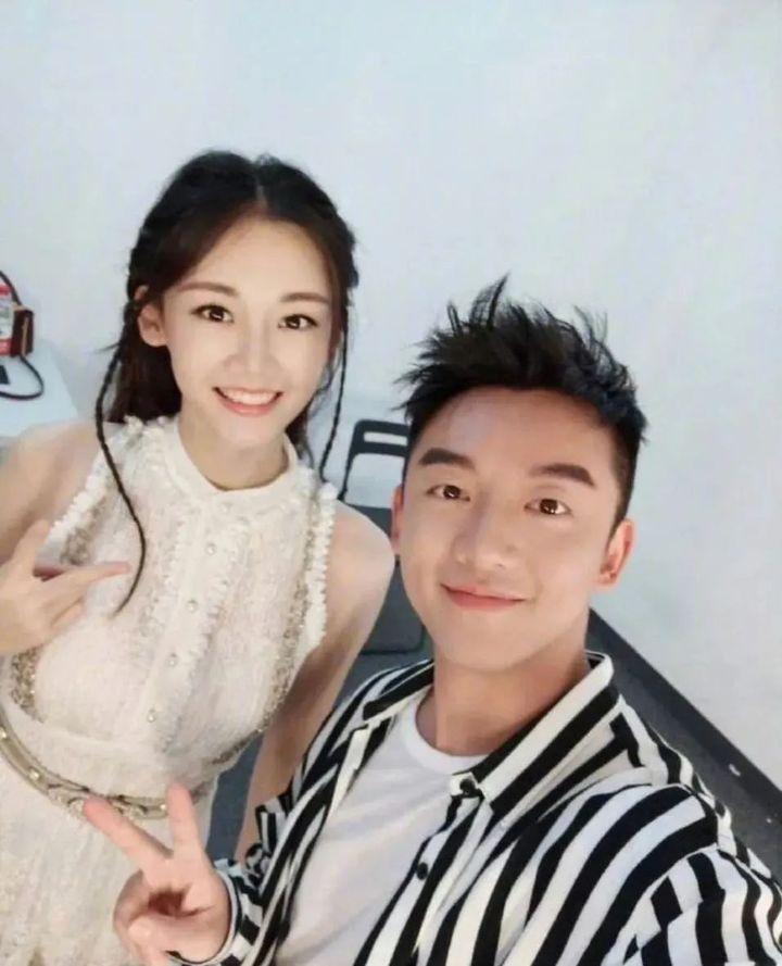 郑恺苗苗拼四胎的瓜!