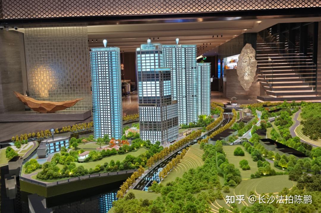一线江景+山景，市中心精装245平，单价1.3万起 ！ - 知乎