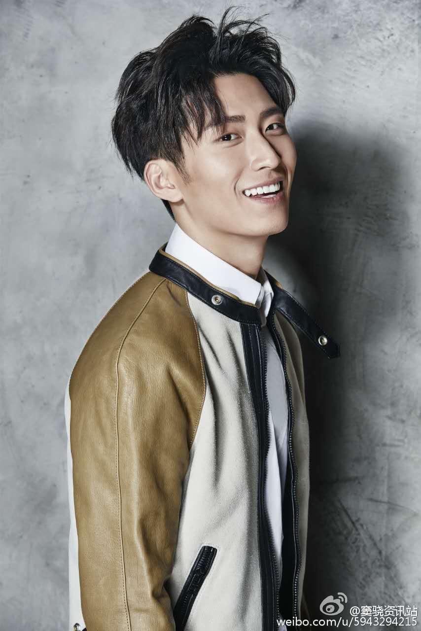 窦骁的美图或搞怪图有哪些?-窦骁帅照