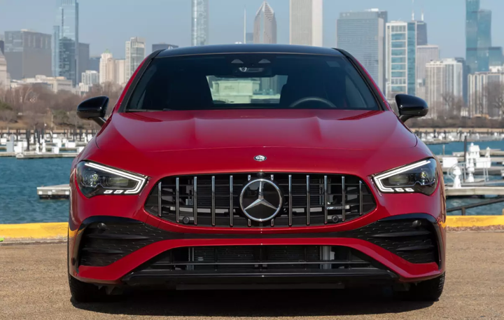 谁更适合购买它海外评测2024款奔驰amgcla35