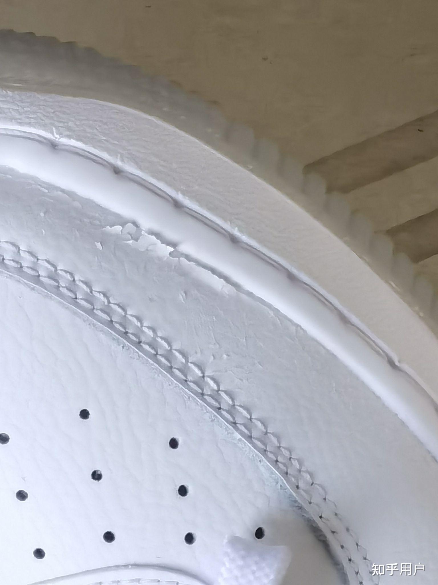 aj1鞋面开裂,我这种情况怎么办啊,鞋是刚买的不到一个月? - 知乎