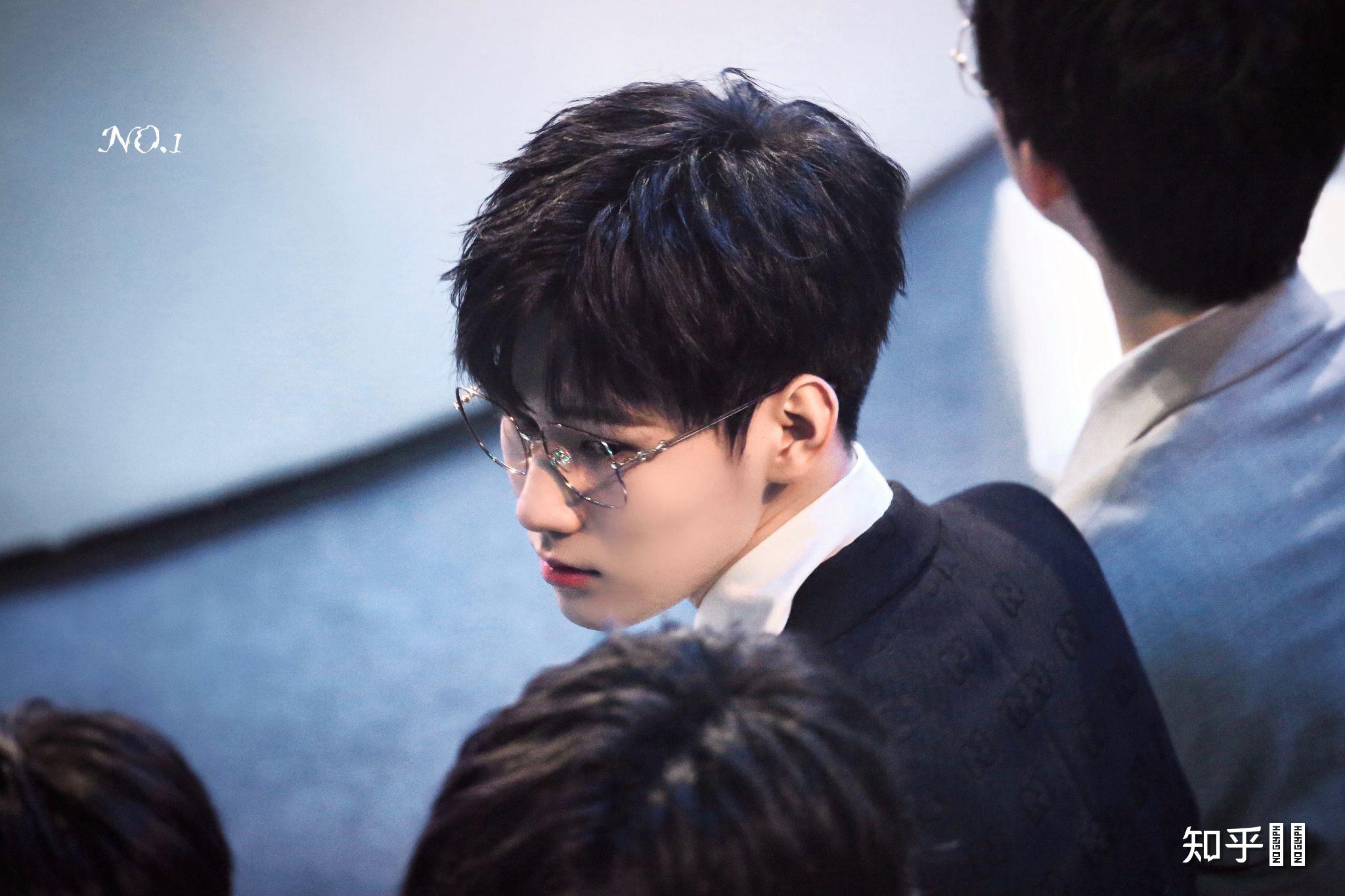 如何评价张真源的颜值? - 知乎