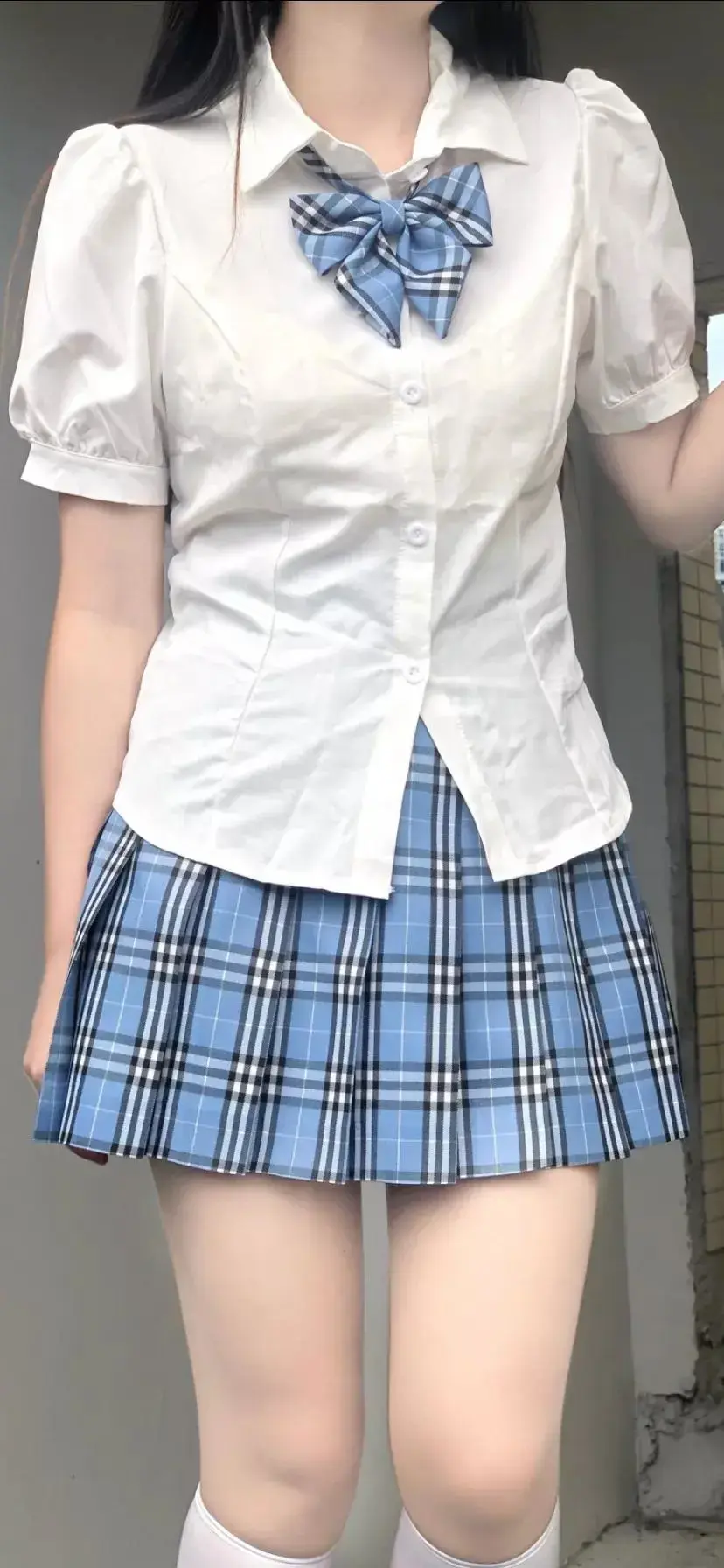 能发一些jk美女的壁纸吗? - 知乎