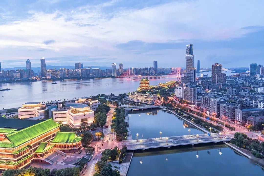 南昌有什么好玩的?南昌旅游指南:探寻历史足迹,感受现代的活力 - 知乎