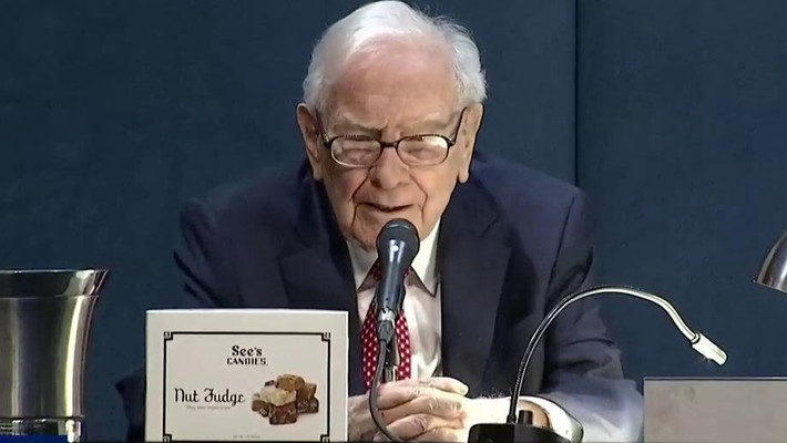 2024年巴菲特股东大会:谈买入比亚迪,减持苹果股票,人工智能等