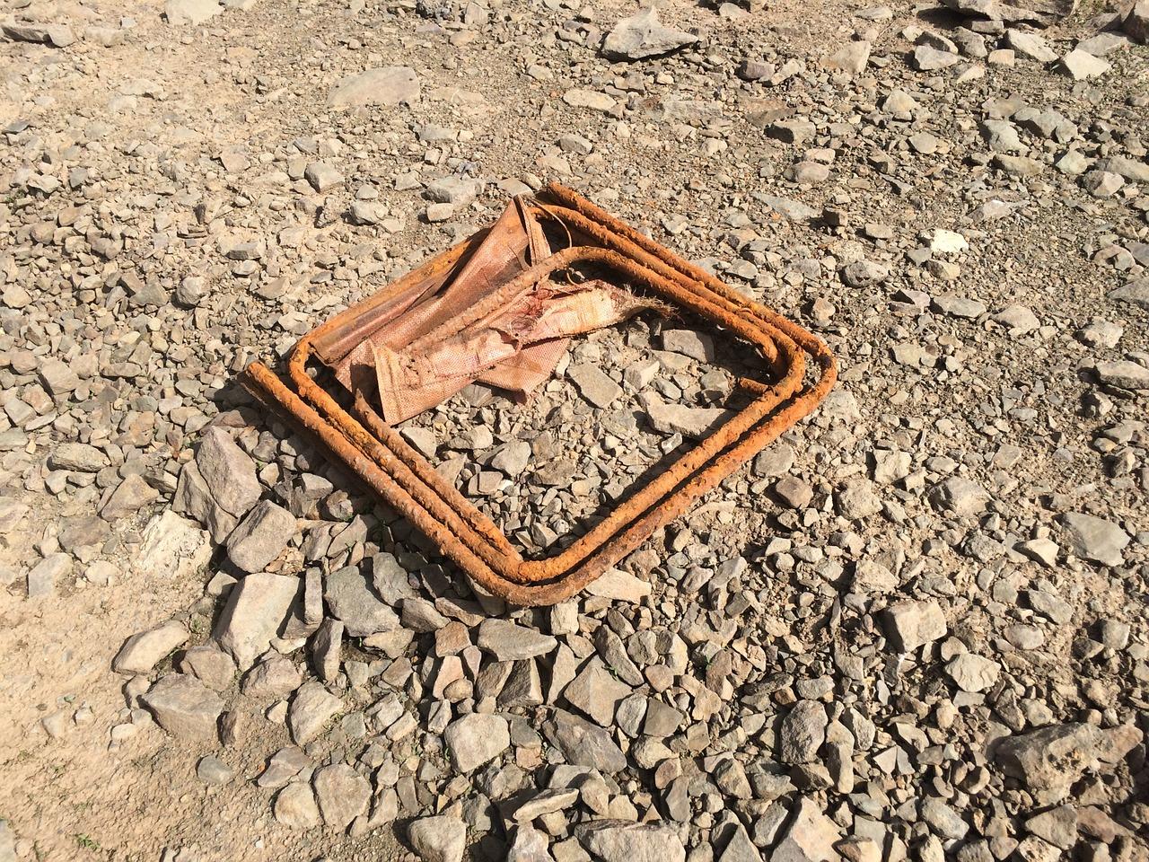 4. 盐水浸泡除锈